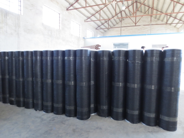 Self adhesive waterproofing membrane